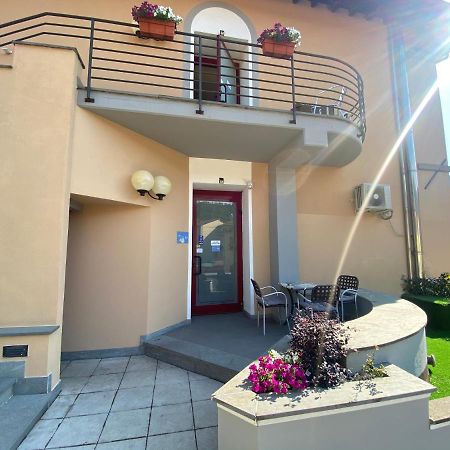 Al 182 Hotel Fornaci di Barga Exterior photo